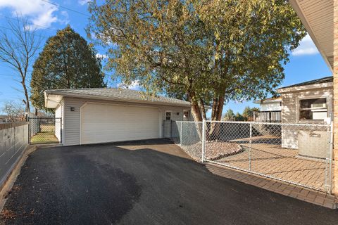 Tiny photo for 10506 S Michael Drive, Palos Hills, IL 60465 (MLS # 12570600)