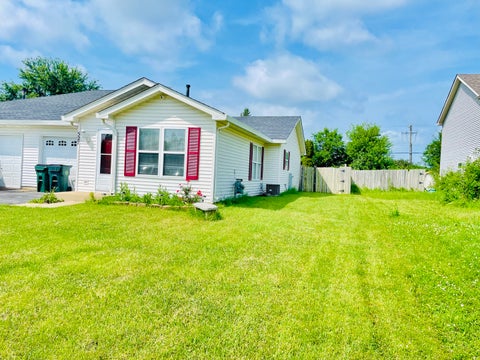 Tiny photo for 527 Heritage Drive, Oswego, IL 60543 (MLS # 12693753)