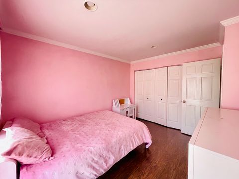 Tiny photo for 527 Heritage Drive, Oswego, IL 60543 (MLS # 12693753)