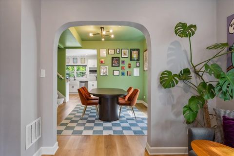 Tiny photo for 830 N Grove Avenue, Oak Park, IL 60302 (MLS # 12586598)