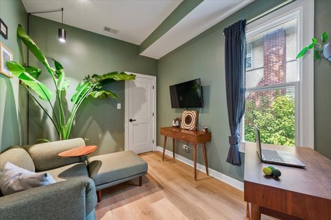 Tiny photo for 830 N Grove Avenue, Oak Park, IL 60302 (MLS # 12586598)