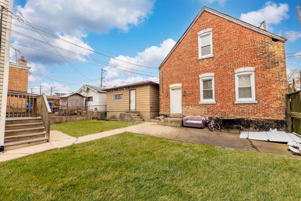 3653 S WOOD ST, CHICAGO, IL 60609 - Image 3dd5eb3aa3de931efce3c36af7a2fb6e/3656850843