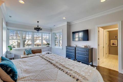 Tiny photo for 2429 W Pensacola Avenue, Chicago, IL 60618 (MLS # 12550336)