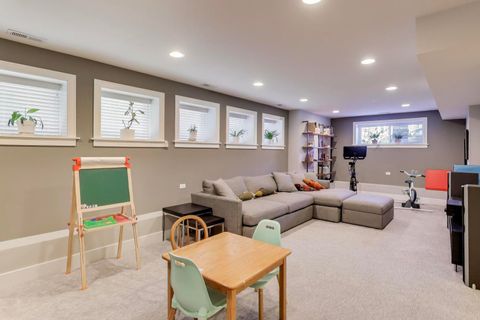 Tiny photo for 2429 W Pensacola Avenue, Chicago, IL 60618 (MLS # 12550336)