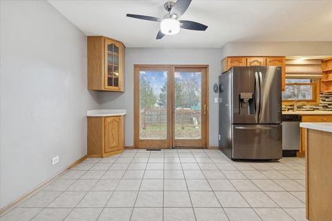 Tiny photo for 26W028 Prairie Avenue, Wheaton, IL 60187 (MLS # 12513714)