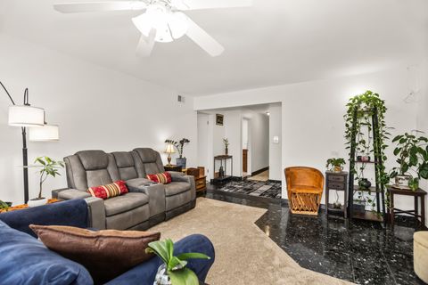 Tiny photo for 1010 N Harlem Avenue #503, River Forest, IL 60305 (MLS # 12563197)