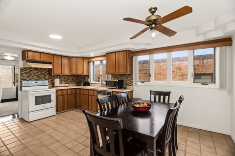 Tiny photo for 1010 N Harlem Avenue #503, River Forest, IL 60305 (MLS # 12563197)