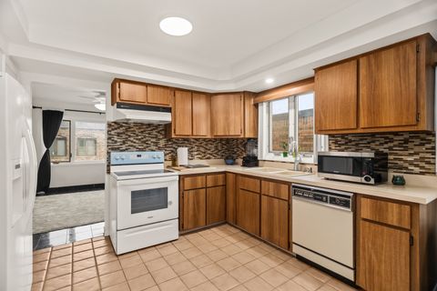 Tiny photo for 1010 N Harlem Avenue #503, River Forest, IL 60305 (MLS # 12563197)