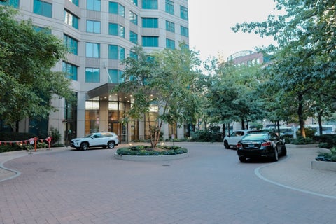 Tiny photo for 400 N LaSalle Boulevard #1401, Chicago, IL 60654 (MLS # 12780150)