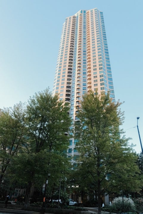 Photo of 400 N LaSalle Boulevard #1401, Chicago, IL 60654 (MLS # 12780150)