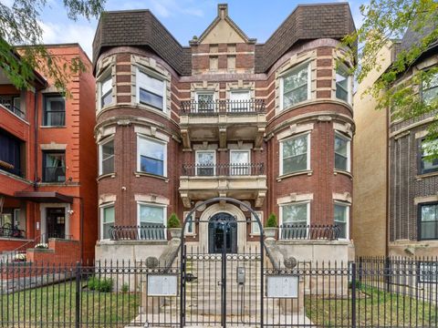 Photo of 4520 S King Drive #4B, Chicago, IL 60653 (MLS # 12509878)