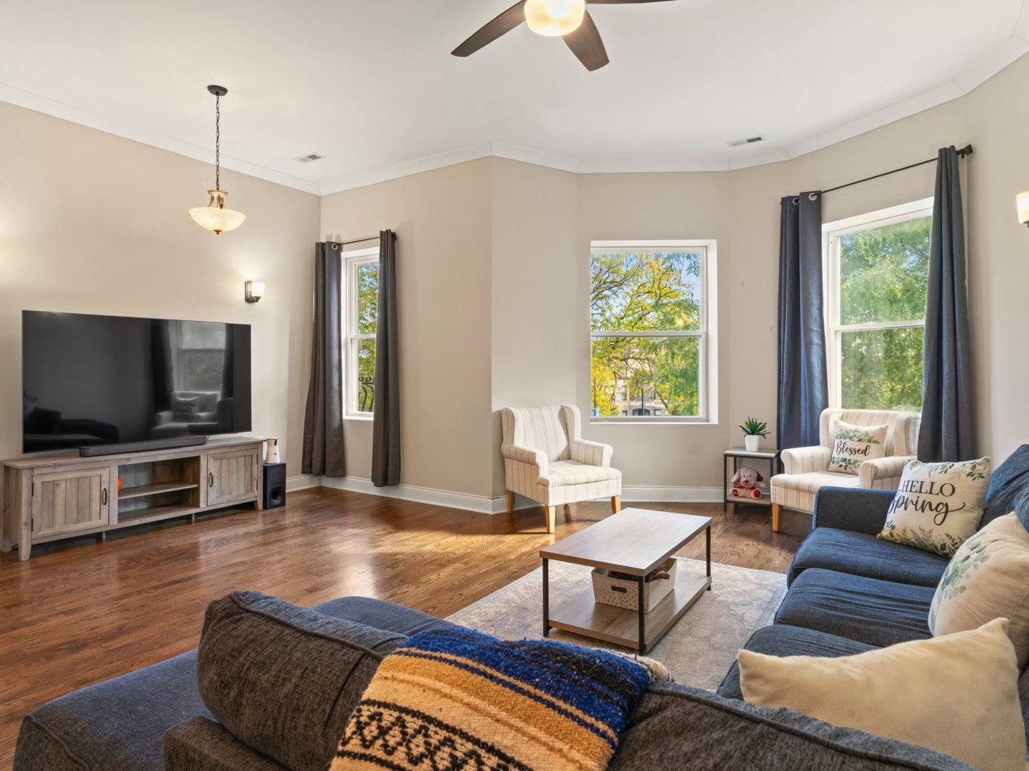 4520 S King Drive 4B