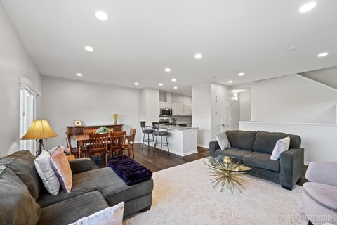 Tiny photo for 479 River Bend Road #111, Naperville, IL 60540 (MLS # 12511590)