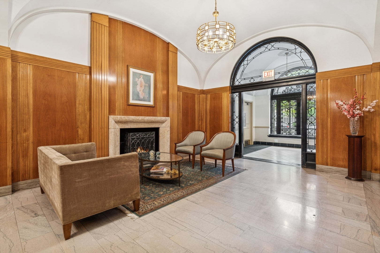 1755 E 55th Street 1201