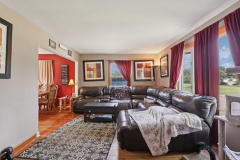 Tiny photo for 136 Hubbard Court, Wauconda, IL 60084 (MLS # 12471157)