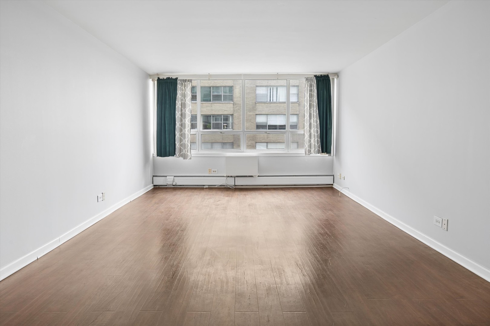6171 N Sheridan Road 2104
