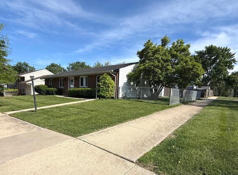 Tiny photo for 5199 Elmwood Road, Oak Forest, IL 60452 (MLS # 12365015)
