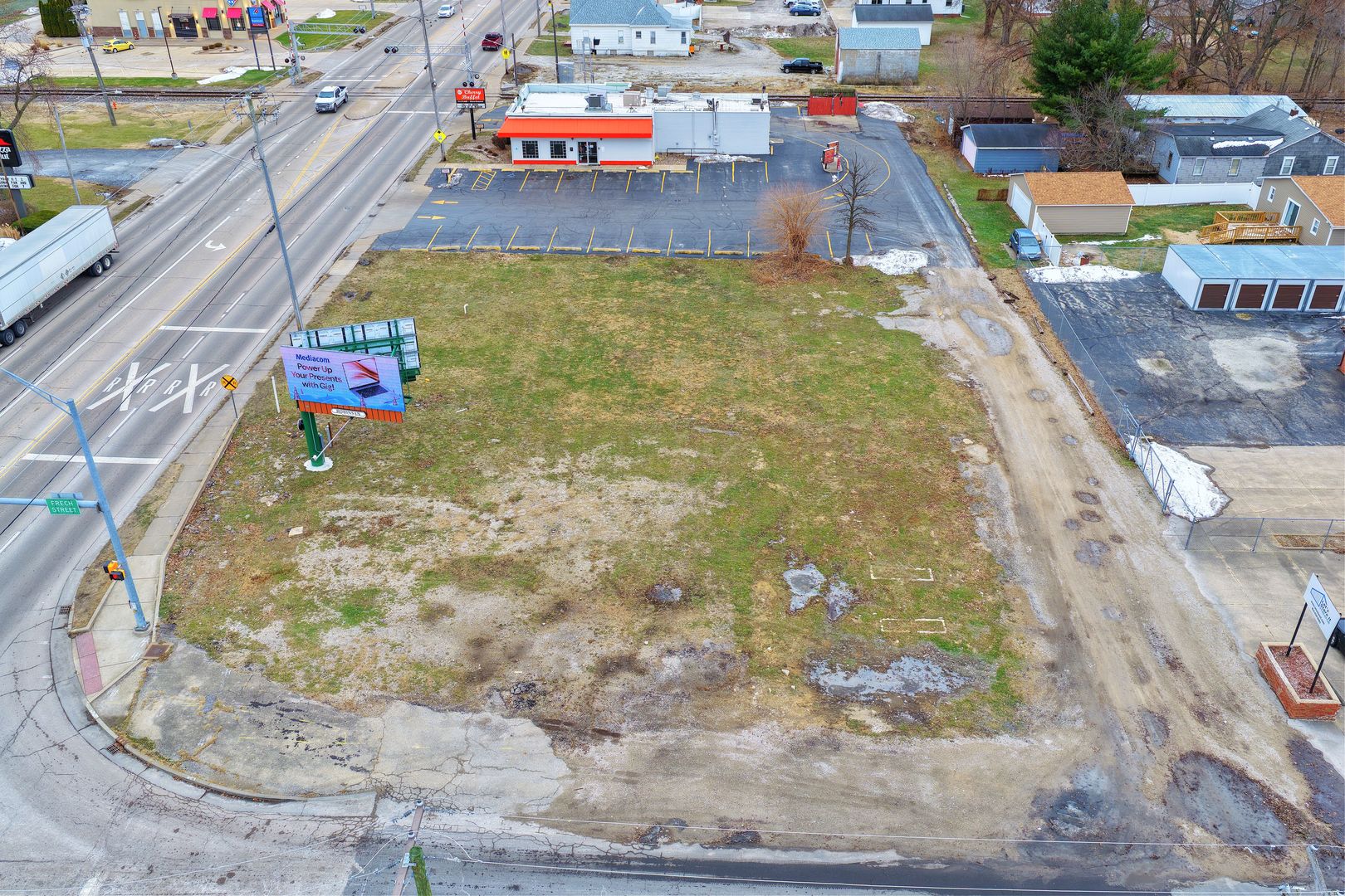1712 N Bloomington Street