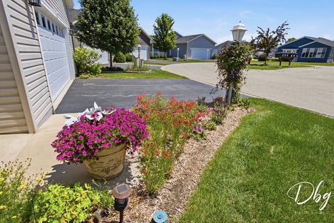 Tiny photo for 1512 Concord Circle, Grayslake, IL 60030 (MLS # 12780542)
