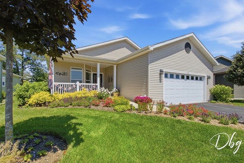 Photo of 1512 Concord Circle, Grayslake, IL 60030 (MLS # 12780542)
