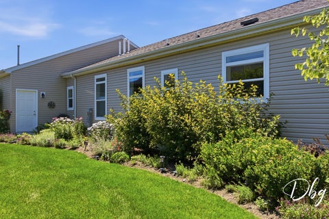 Tiny photo for 1512 Concord Circle, Grayslake, IL 60030 (MLS # 12780542)