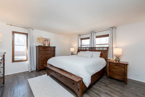 Tiny photo for 4232 Kenwood Avenue, Gurnee, IL 60031 (MLS # 12580009)