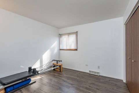 Tiny photo for 4232 Kenwood Avenue, Gurnee, IL 60031 (MLS # 12580009)