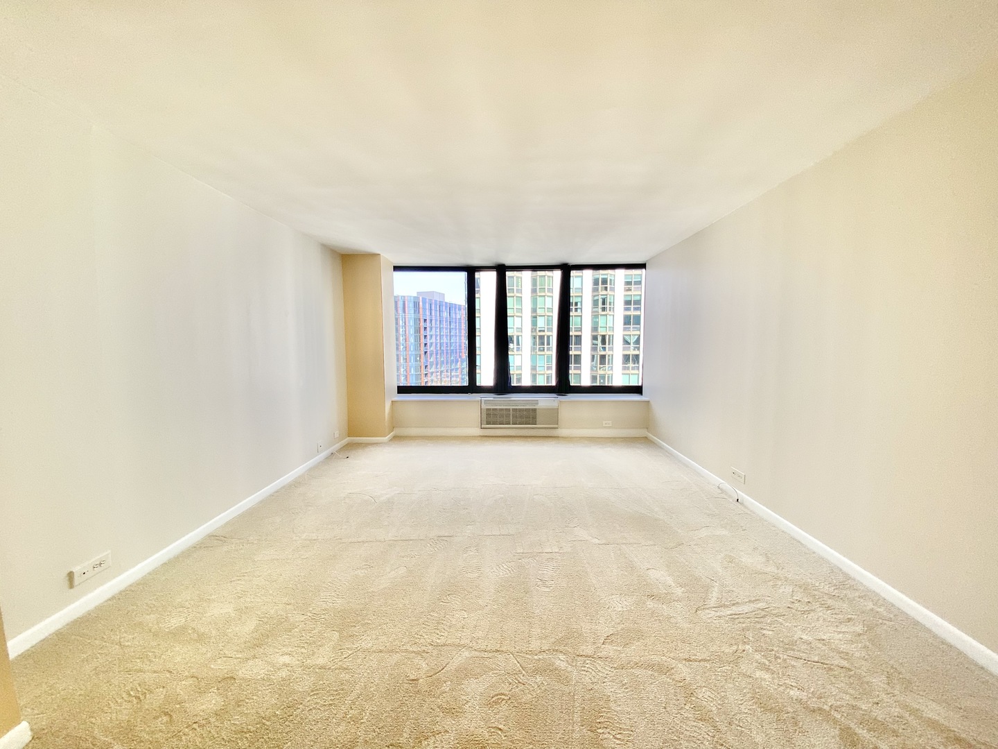 155 N HARBOR Drive 3905