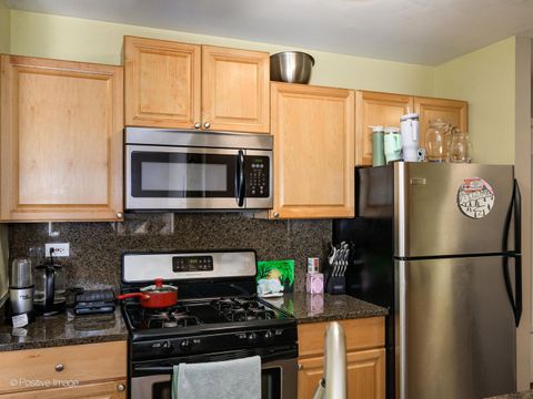 Tiny photo for 1931 Prairie Square #311, Schaumburg, IL 60173 (MLS # 12502463)
