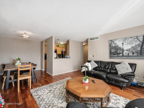 Tiny photo for 1931 Prairie Square #311, Schaumburg, IL 60173 (MLS # 12502463)