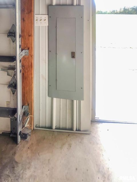 Tiny photo for 2878 Sunfield Road, Duquoin, IL 62832 (MLS # EB460215)