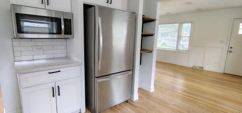 Tiny photo for 133 S Lincoln Avenue, Mundelein, IL 60060 (MLS # 12752654)