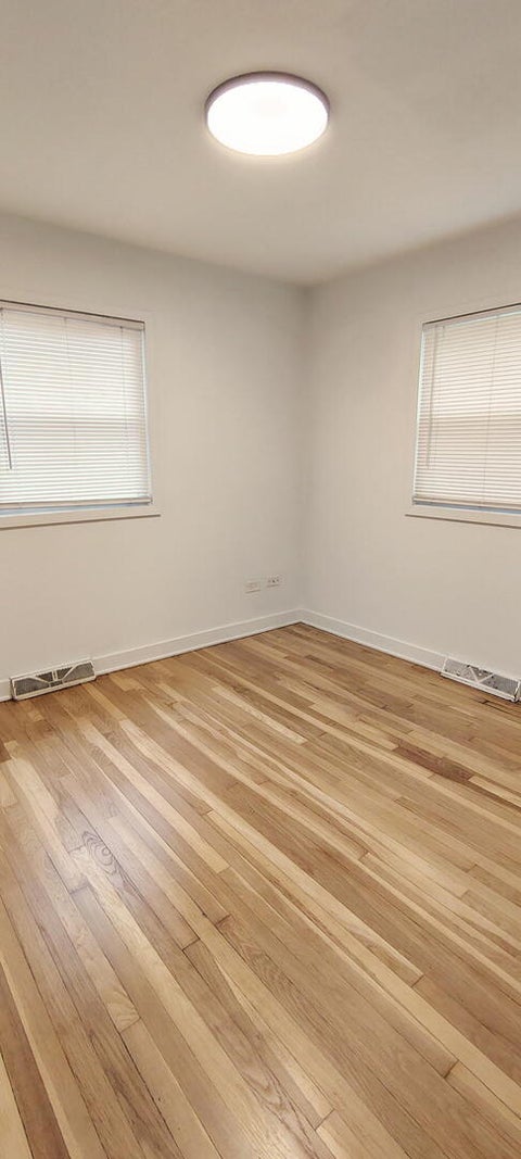 Tiny photo for 133 S Lincoln Avenue, Mundelein, IL 60060 (MLS # 12752654)
