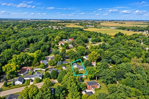 Tiny photo for 2113 Fields Place, Ottawa, IL 61350 (MLS # 12758588)