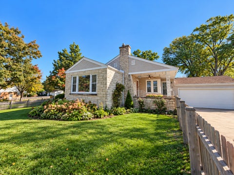 Photo of 505 E Madison Street, Lombard, IL 60148 (MLS # 12788172)