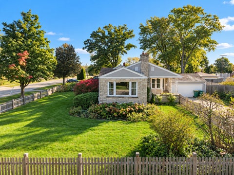 Tiny photo for 505 E Madison Street, Lombard, IL 60148 (MLS # 12788172)