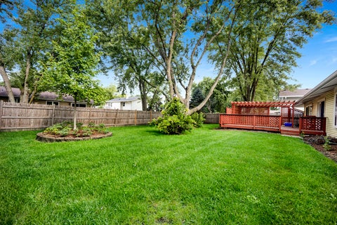 Tiny photo for 4100 Hudson Drive, Hoffman Estates, IL 60192 (MLS # 12733375)