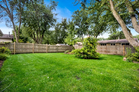 Tiny photo for 4100 Hudson Drive, Hoffman Estates, IL 60192 (MLS # 12733375)