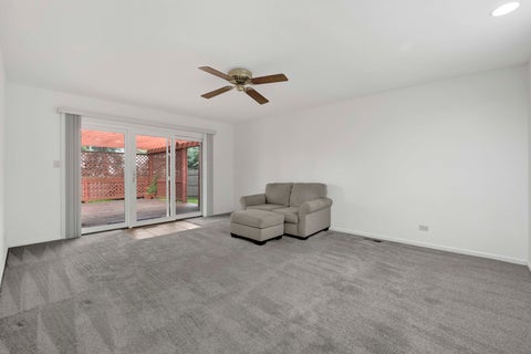 Tiny photo for 4100 Hudson Drive, Hoffman Estates, IL 60192 (MLS # 12733375)