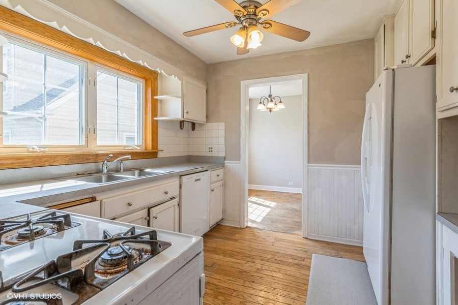 2140 Cedar Court