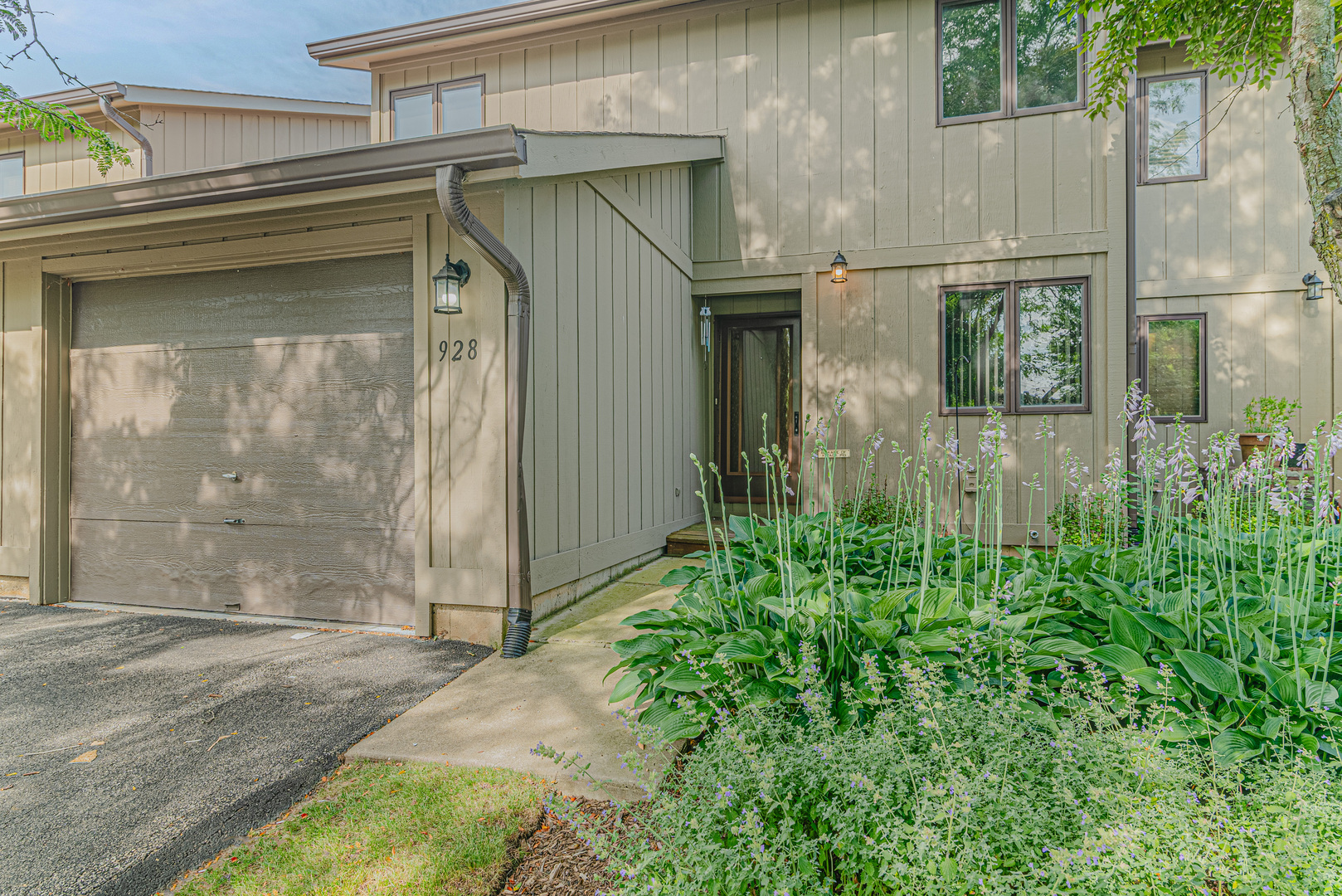 928 Stratford Court 23