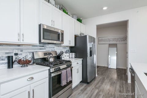 Tiny photo for 1252 Hawk Hollow Drive, Yorkville, IL 60560 (MLS # 12715885)