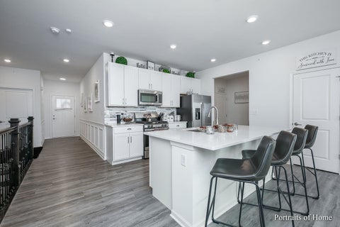 Tiny photo for 1252 Hawk Hollow Drive, Yorkville, IL 60560 (MLS # 12715885)