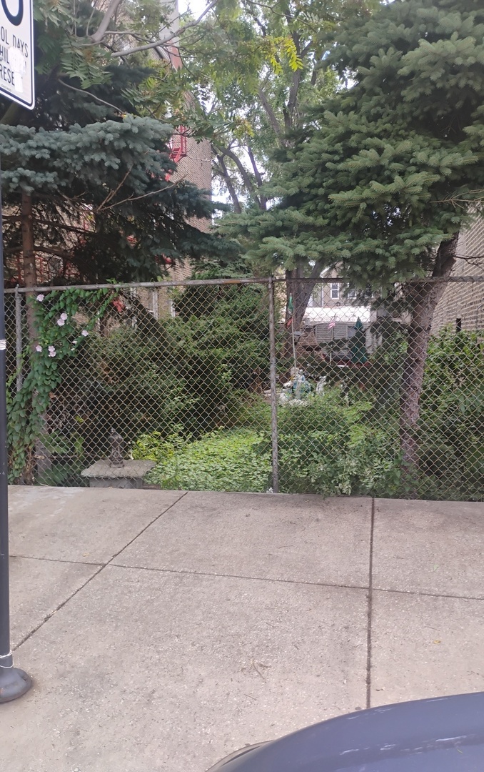 2015 S Throop Street