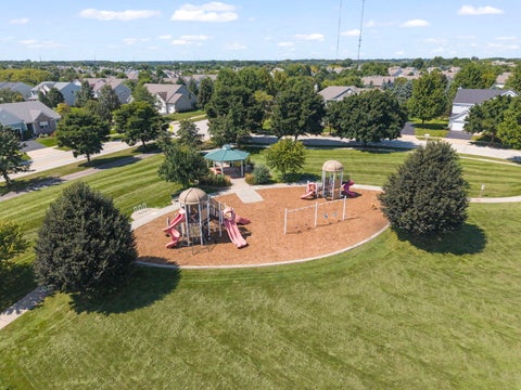 Tiny photo for 274 Comstock Drive, Elgin, IL 60124 (MLS # 12751569)