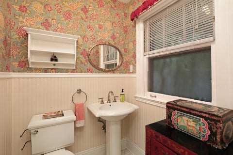 Tiny photo for 1370 Forest Avenue, Highland Park, IL 60035 (MLS # 12685910)