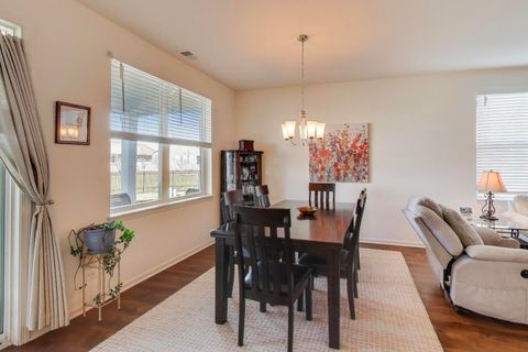 Tiny photo for 2355 Cannon Drive, Pingree Grove, IL 60140 (MLS # 12612636)