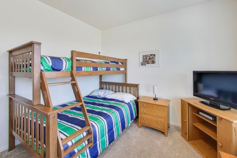 Tiny photo for 2355 Cannon Drive, Pingree Grove, IL 60140 (MLS # 12612636)