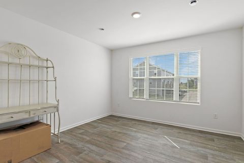 Tiny photo for 804 Briar Glen Court, Hampshire, IL 60140 (MLS # 12497943)