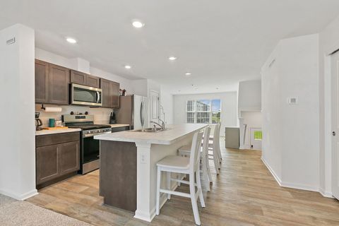 Tiny photo for 804 Briar Glen Court, Hampshire, IL 60140 (MLS # 12497943)